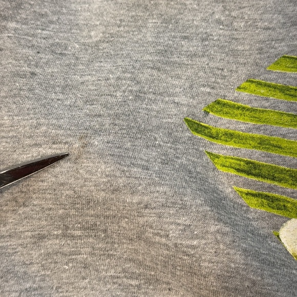 Hurley Premium Fit Men’s L Gray Short Sleeve T Shirt Palm Flower Logo Front - Picture 7 of 8